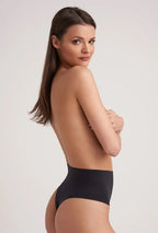 STRINGI CORRECT ZMYSŁOWA MODELUJĄCE SKÓRĘ