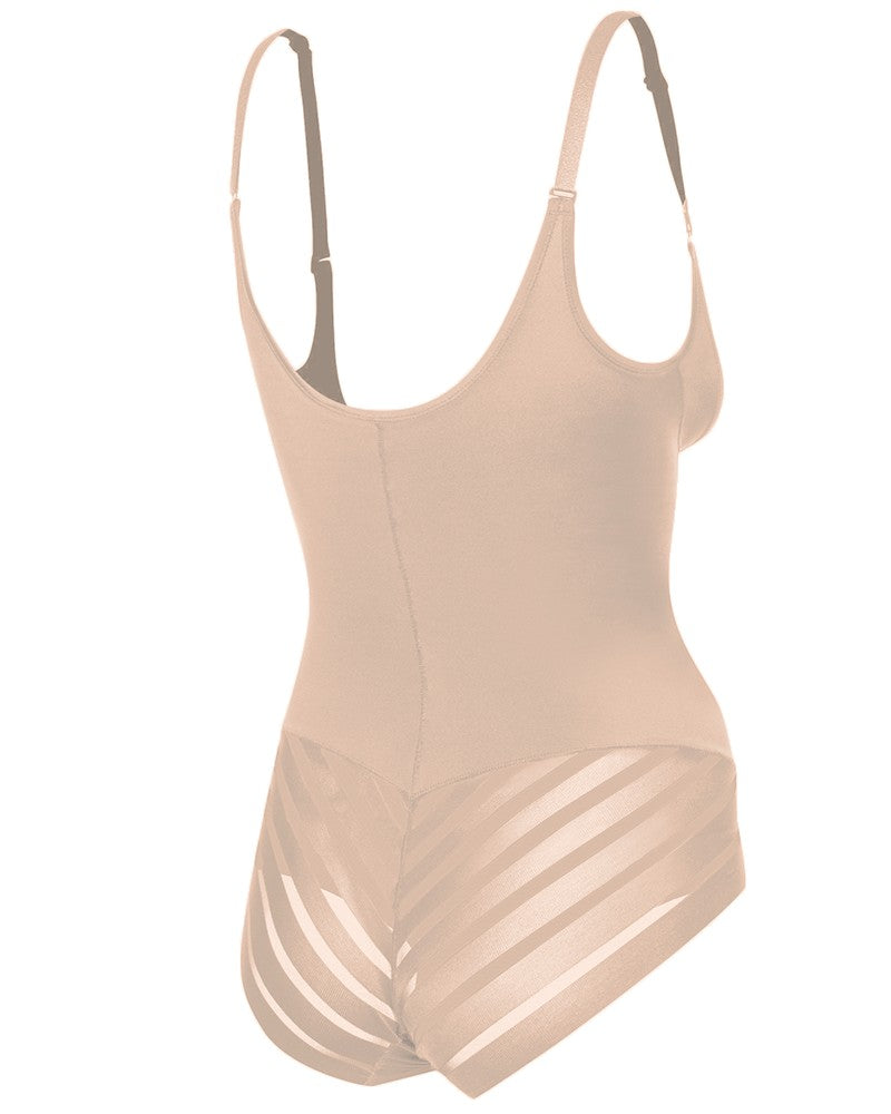 CIAŁO WYSZCZUPLAJĄCE POD BIUSTEM