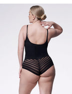 CIAŁO WYSZCZUPLAJĄCE POD BIUSTEM