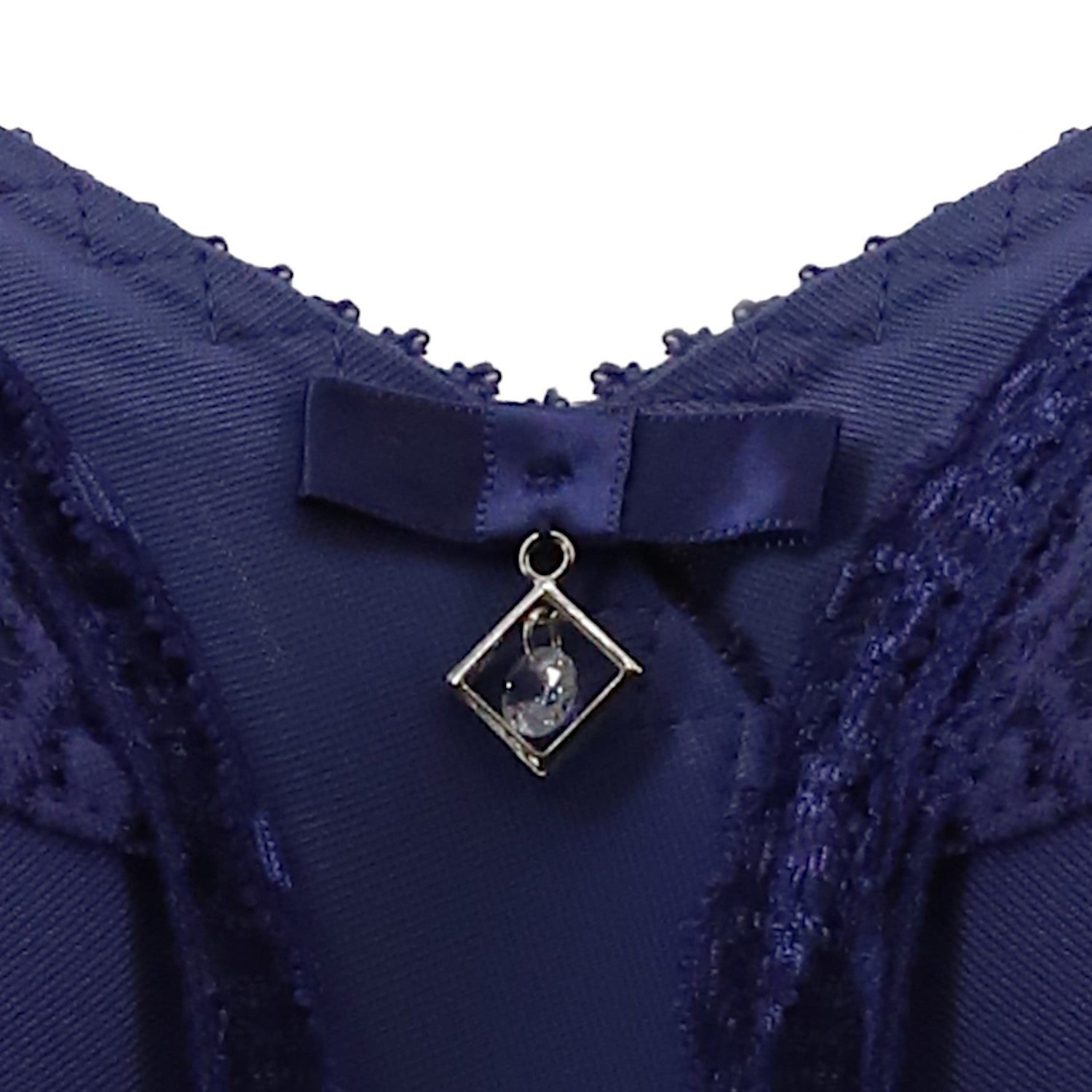 BIUSTONOSZ 585 IRENA R.100-105