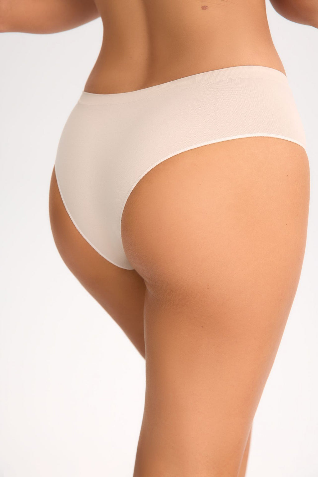 FIGI BRAZILIAN SOFIA VS 009