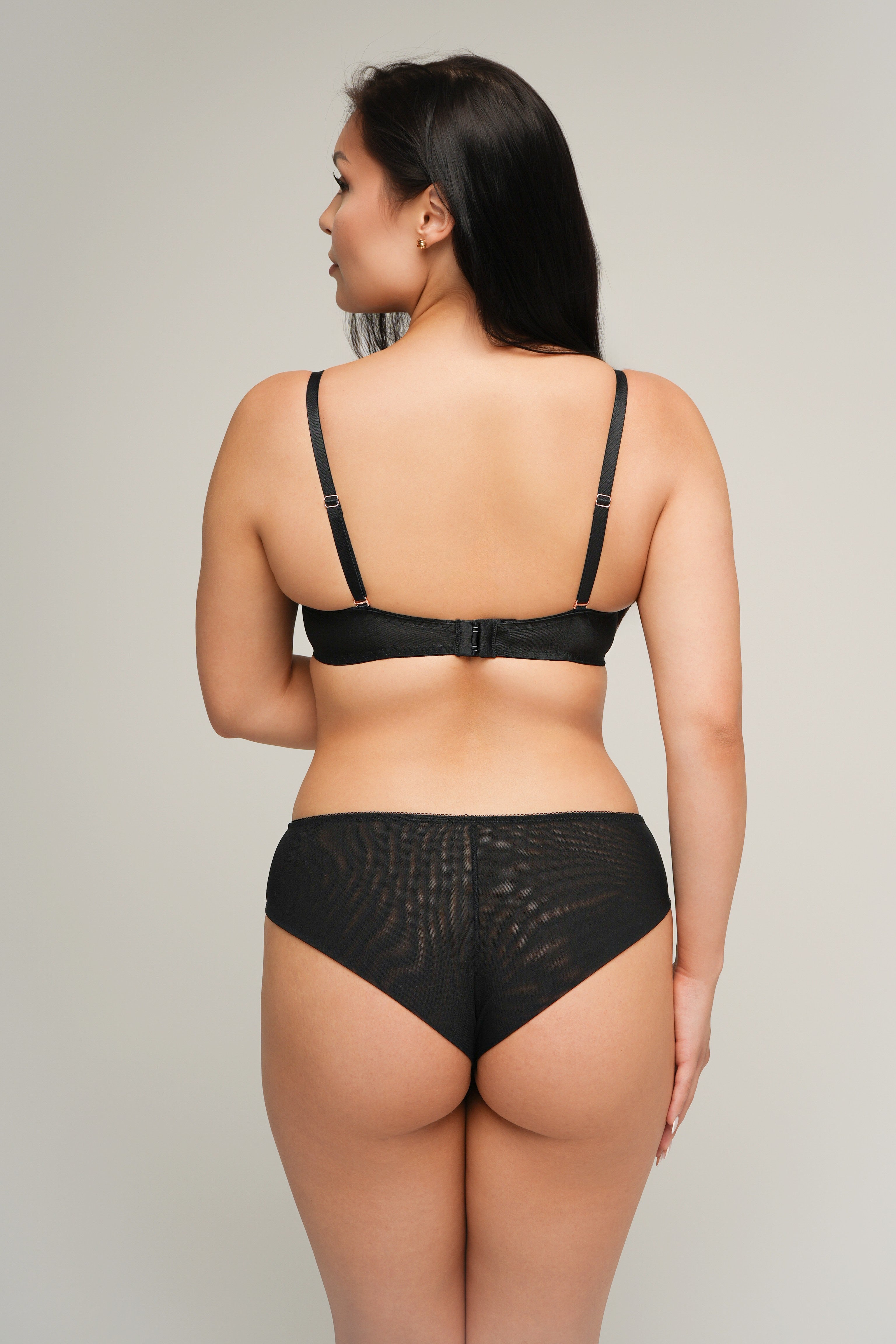 BIUSTONOSZ PUSH UP CZARNY