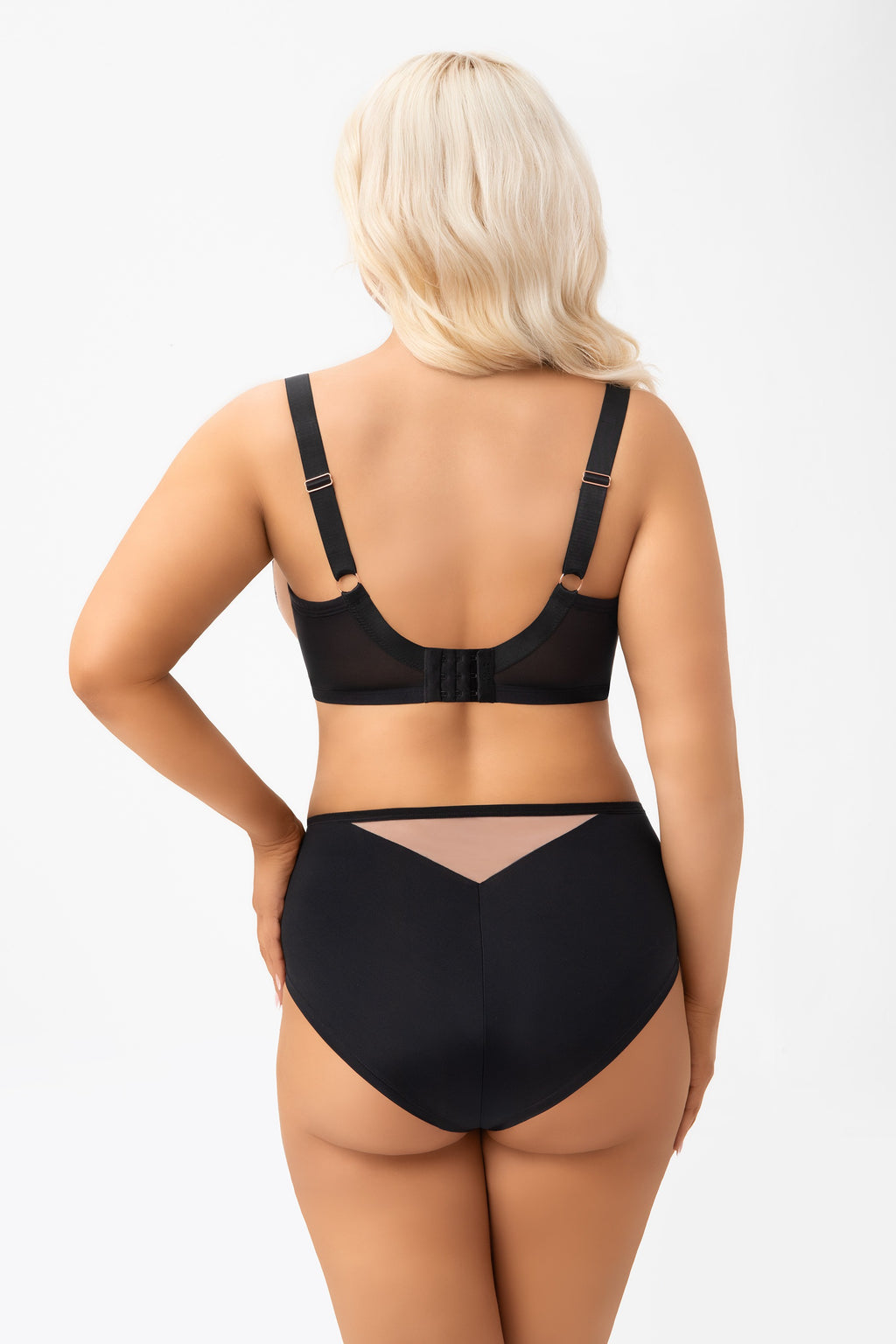 BIUSTONOSZ SOFT LEXI