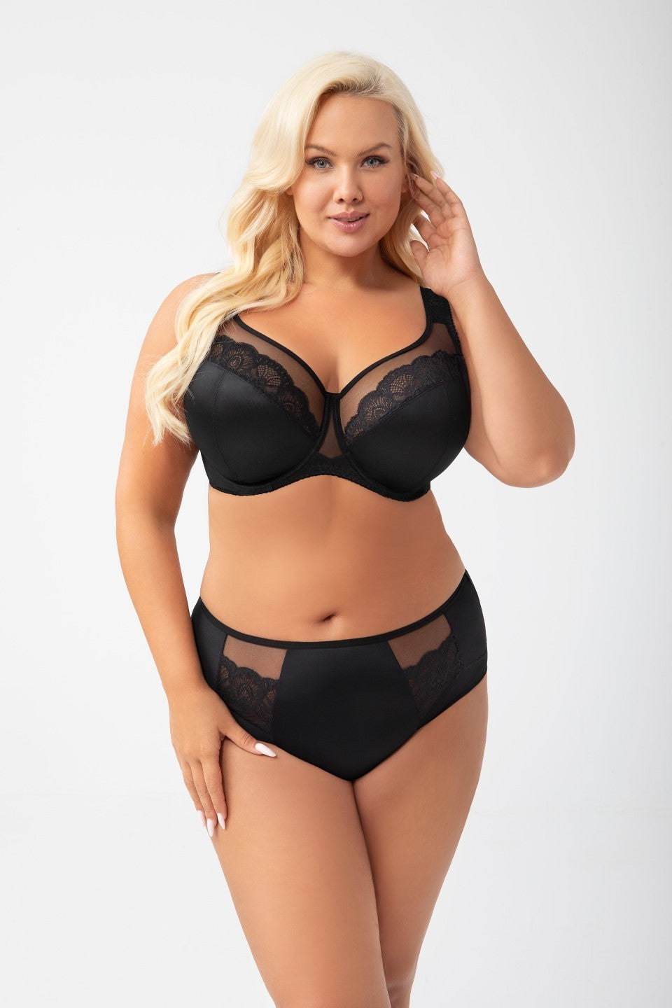 BIUSTONOSZ LUISSE K441