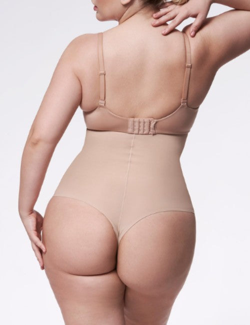 STRINGI WYSZCZUPLAJĄCE 275